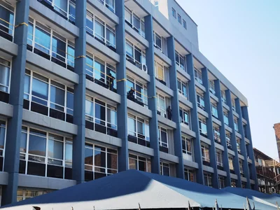 Multi storey office block during a full exterior window cleaning contract