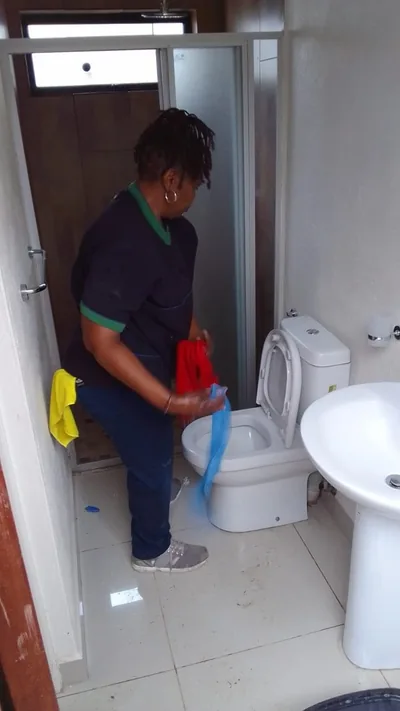 Bathrooms cleaned and sanitised top to bottom